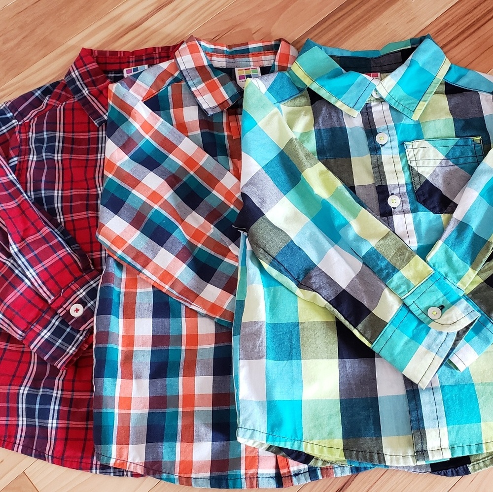 Boys size 24months and 2t button up shirts